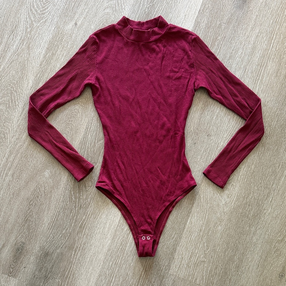 FARM Rio Burgundy Ribbed Mock Neck Long Sleeve Bodysuit S
